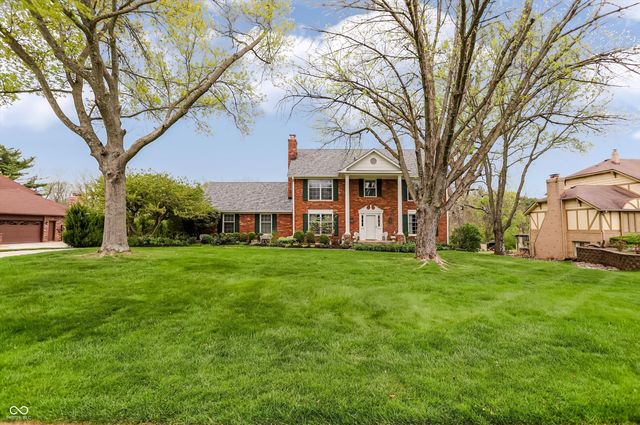 3647 Woodland Streams Drive, Greenwood, IN 46143