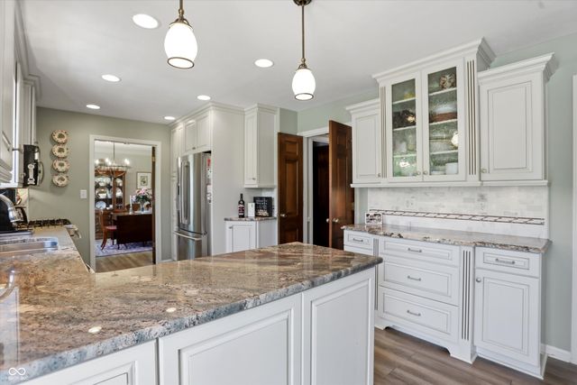 3647 Woodland Streams Drive, Greenwood, IN 46143