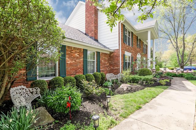 3647 Woodland Streams Drive, Greenwood, IN 46143
