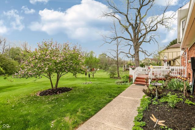 3647 Woodland Streams Drive, Greenwood, IN 46143