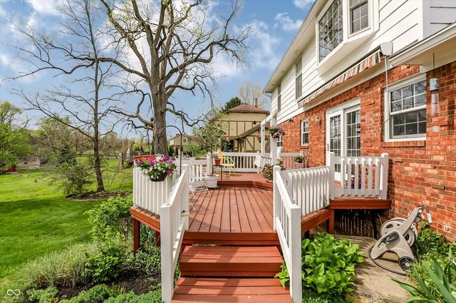 3647 Woodland Streams Drive, Greenwood, IN 46143
