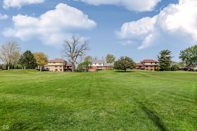 3647 Woodland Streams Drive, Greenwood, IN 46143