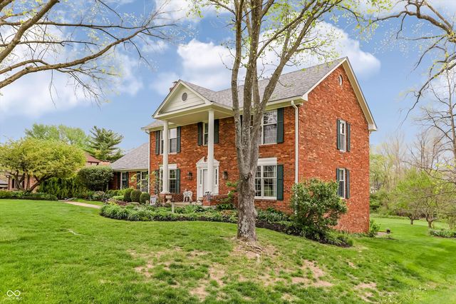 3647 Woodland Streams Drive, Greenwood, IN 46143