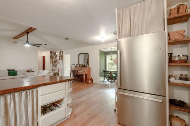 347 Shelby, Livingston, TX 77351