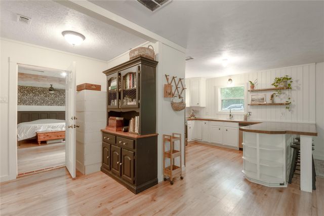 347 Shelby, Livingston, TX 77351