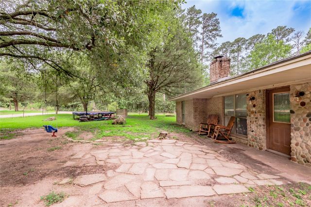 347 Shelby, Livingston, TX 77351