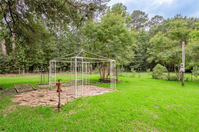 347 Shelby, Livingston, TX 77351