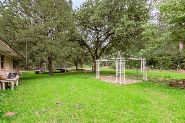 347 Shelby, Livingston, TX 77351