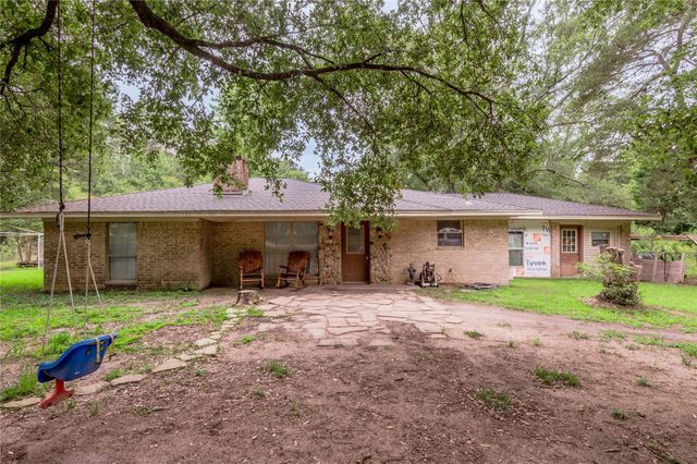 347 Shelby, Livingston, TX 77351