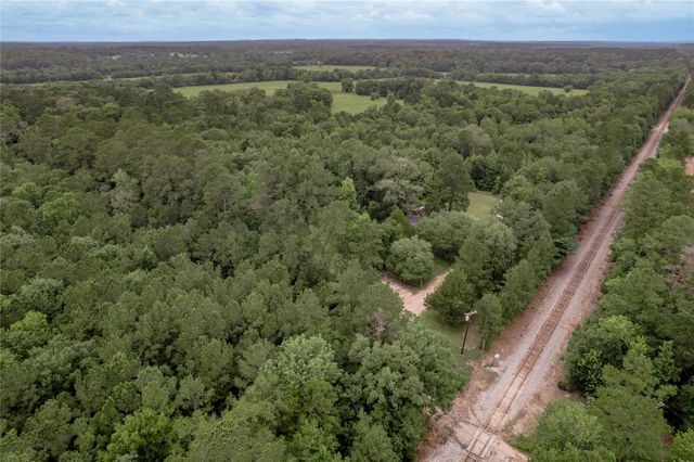 347 Shelby, Livingston, TX 77351