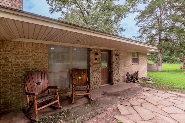 347 Shelby, Livingston, TX 77351