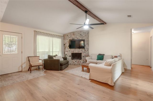 347 Shelby, Livingston, TX 77351