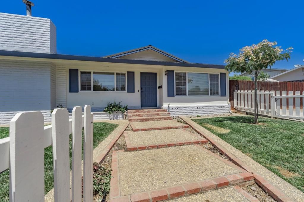 7611 Westwood Drive, Gilroy, CA 95020