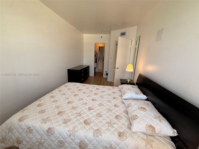 100 Lincoln Rd 1025, Miami Beach, FL 33139