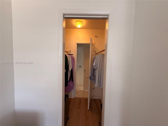 100 Lincoln Rd 1025, Miami Beach, FL 33139