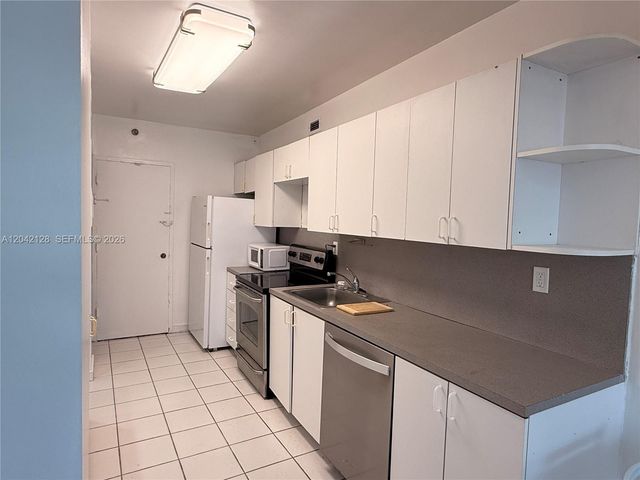 100 Lincoln Rd 1025, Miami Beach, FL 33139