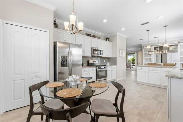 10233 LOCH LOMOND DRIVE, Bradenton, FL 34211