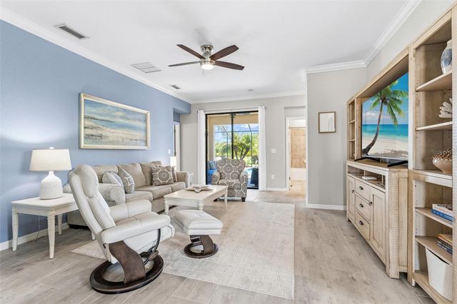 10233 LOCH LOMOND DRIVE, Bradenton, FL 34211