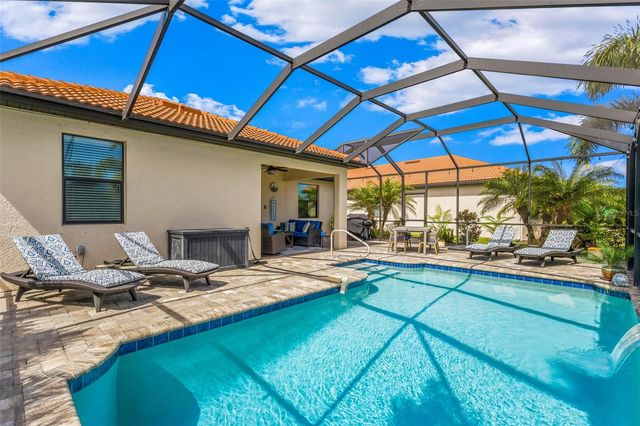 10233 LOCH LOMOND DRIVE, Bradenton, FL 34211