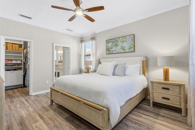 10233 LOCH LOMOND DRIVE, Bradenton, FL 34211