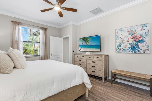 10233 LOCH LOMOND DRIVE, Bradenton, FL 34211