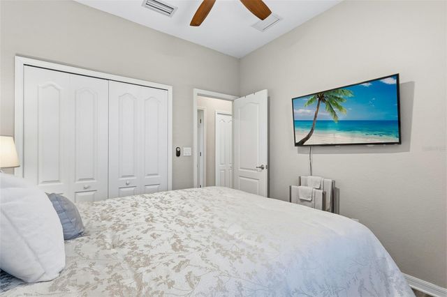 10233 LOCH LOMOND DRIVE, Bradenton, FL 34211