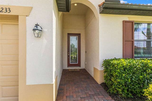 10233 LOCH LOMOND DRIVE, Bradenton, FL 34211