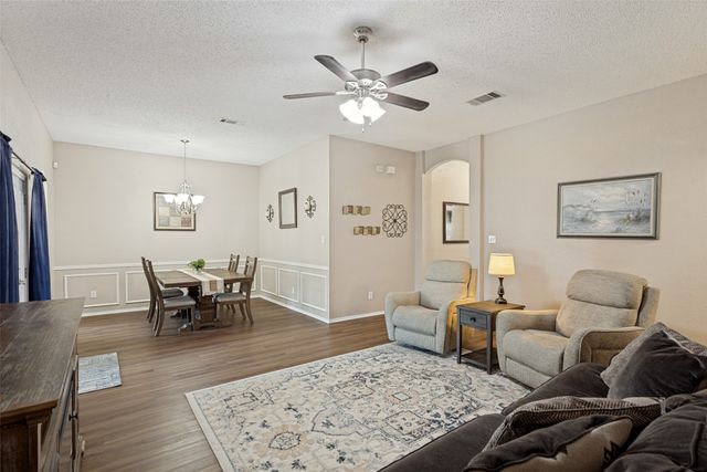 308 Candlestick Trail, Saginaw, TX 76179