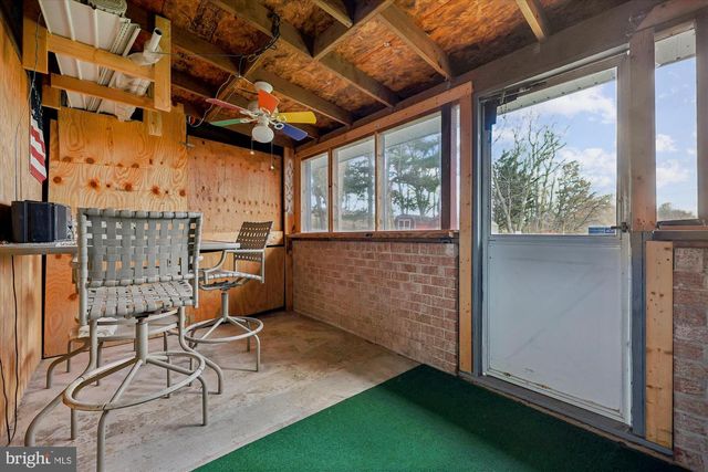 2318 PERSIMMON DR, Ijamsville, MD 21754