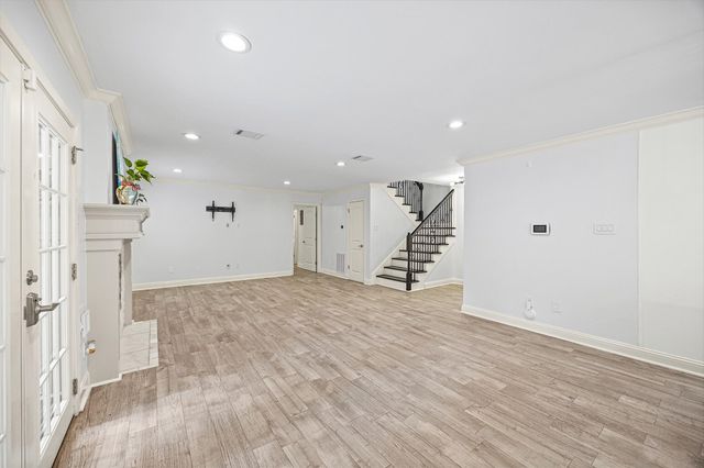 4 River Birch Lane, The Woodlands, TX 77380