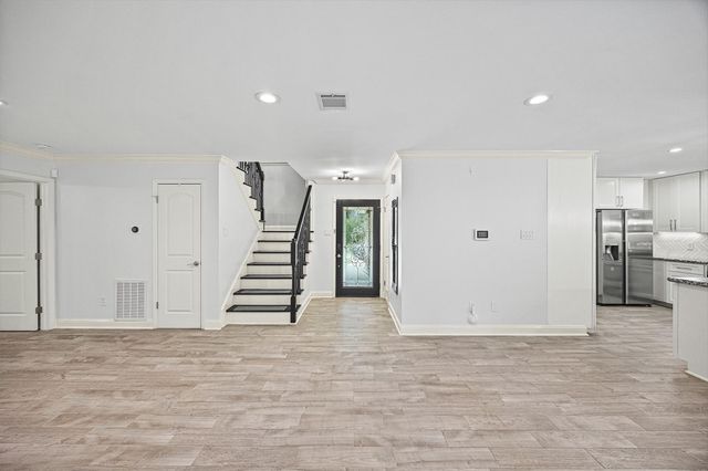 4 River Birch Lane, The Woodlands, TX 77380