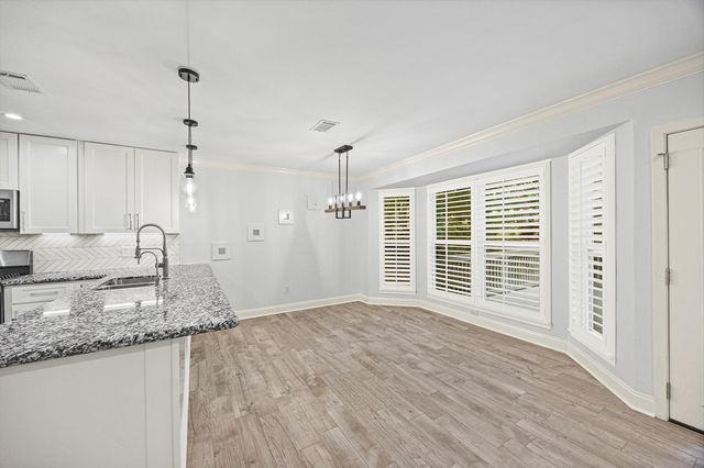4 River Birch Lane, The Woodlands, TX 77380