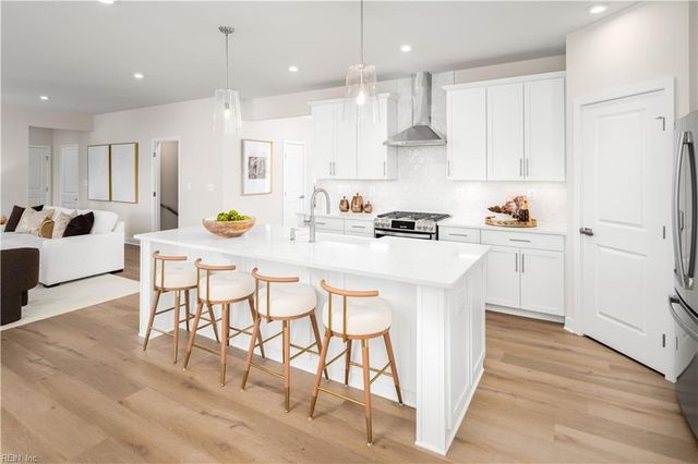 216 Leif ST, Moyock, NC 27958