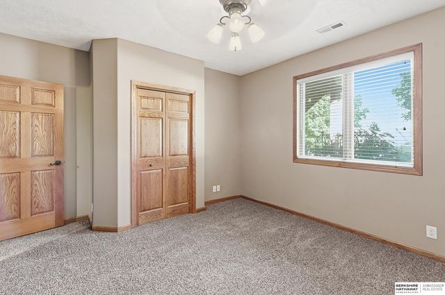 21114 McClellan Drive, Gretna, NE 68028