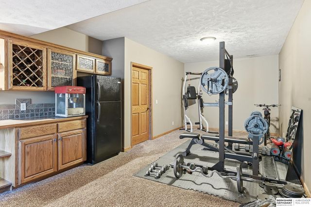 21114 McClellan Drive, Gretna, NE 68028