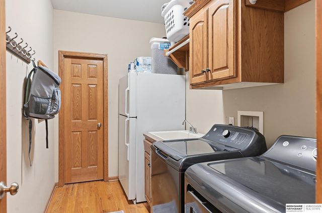 21114 McClellan Drive, Gretna, NE 68028
