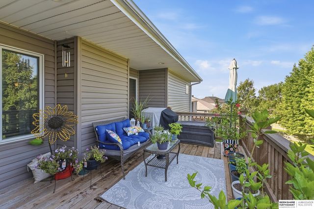21114 McClellan Drive, Gretna, NE 68028