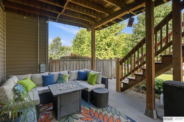21114 McClellan Drive, Gretna, NE 68028