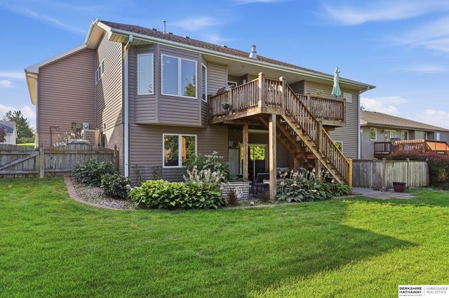 21114 McClellan Drive, Gretna, NE 68028