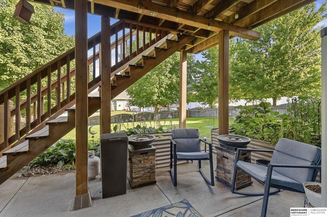21114 McClellan Drive, Gretna, NE 68028