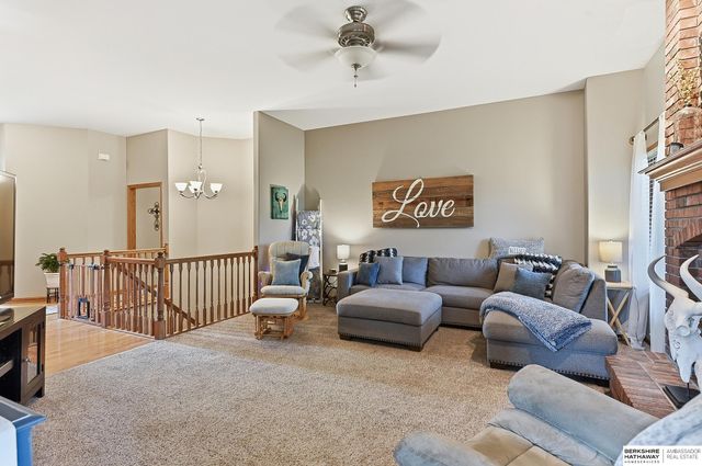 21114 McClellan Drive, Gretna, NE 68028