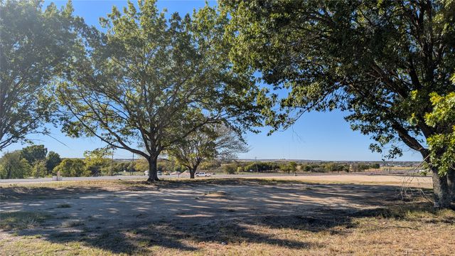 246 Liberty Landing, Lorena, TX 76655
