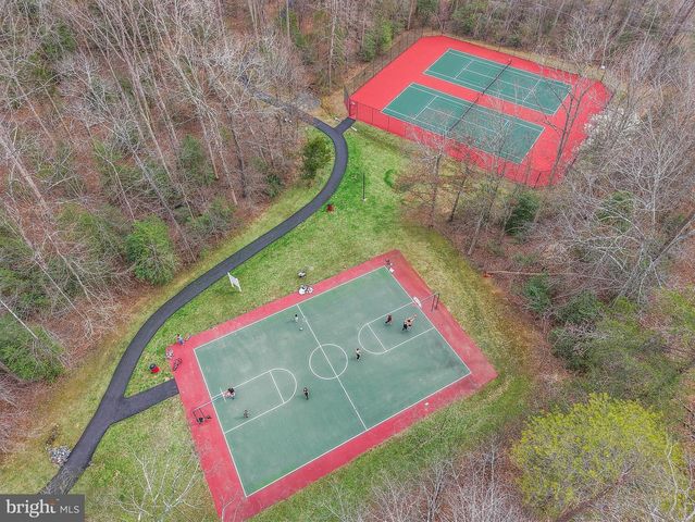 15 SAINT ADAMS DR, Stafford, VA 22556