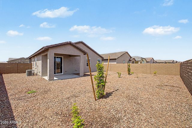 18732 W MAPLEWOOD Drive, Goodyear, AZ 85338