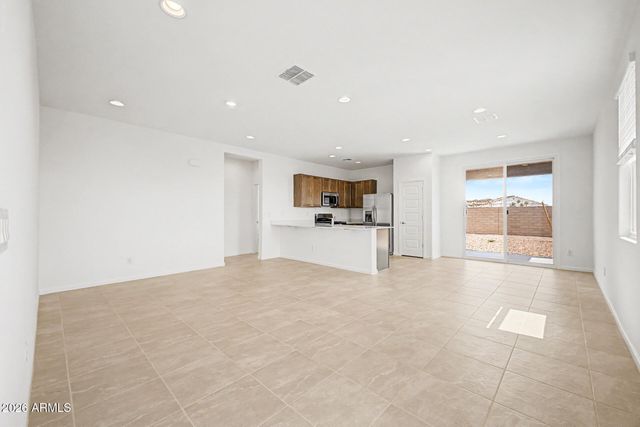 18732 W MAPLEWOOD Drive, Goodyear, AZ 85338