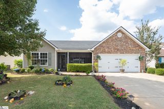 3 Heatherfield Drive, Simpsonville, SC 29680