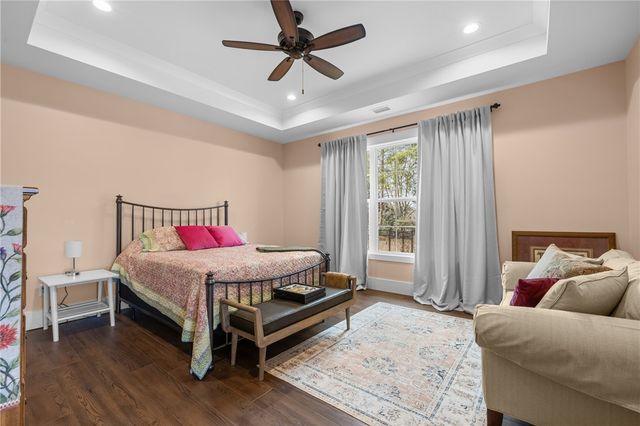 113 South Oak Pointe Drive, Seneca, SC 29672