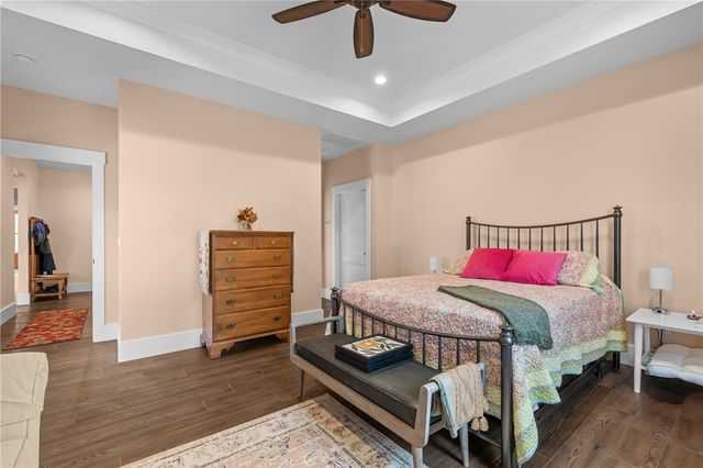 113 South Oak Pointe Drive, Seneca, SC 29672