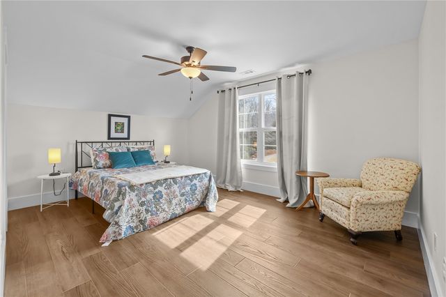 113 South Oak Pointe Drive, Seneca, SC 29672