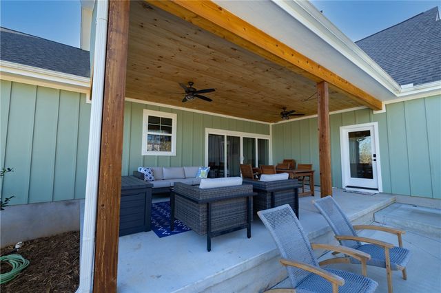 113 South Oak Pointe Drive, Seneca, SC 29672